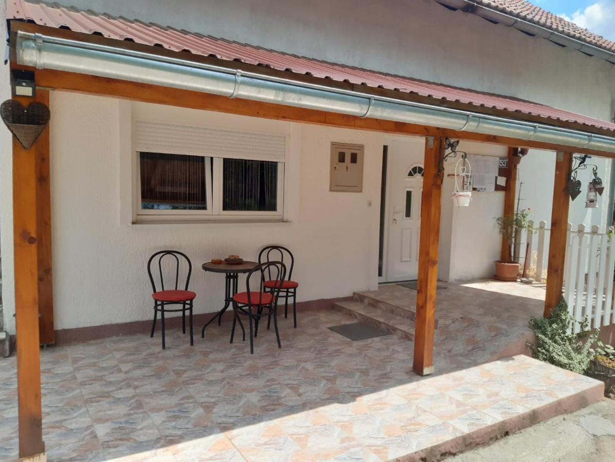Rooms Luka Seliste Dreznicko Exterior photo
